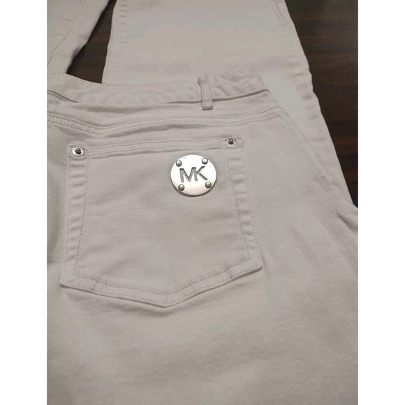 Michael Kors Women Size 10 Mid Rise Flared Leg White Denim Jeans Silver Accents - Picture 8 of 16